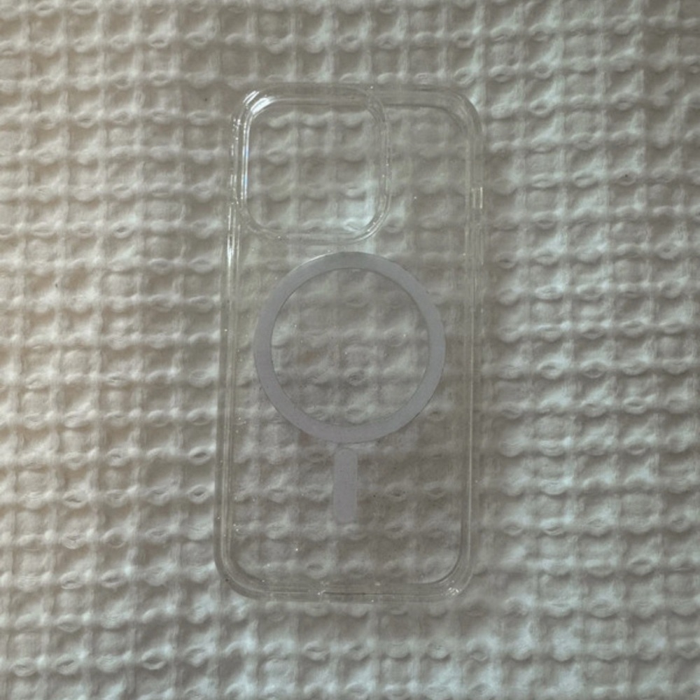iPhone 15 Pro Case - Picture 3 of 5